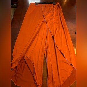 Rust colored capris